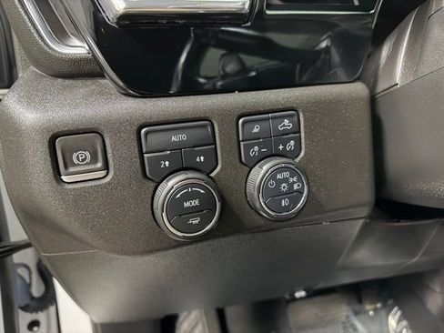 Used 2023 Chevrolet Silverado 1500 LTZ w/ LTZ Convenience Package II AWD/4WD image 16