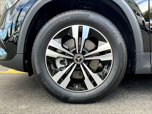 Used 2025 Mercedes-Benz GLA 250 4MATIC image 8