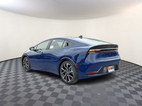 New 2026 Toyota Prius Plug-In Hybrid FWD image 6