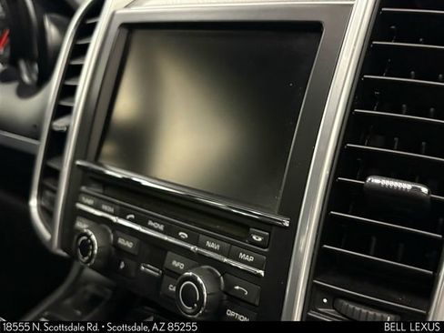 Used 2016 Porsche Cayenne AWD/4WD image 29