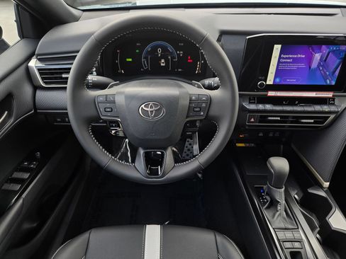 Certified 2026 Toyota Camry SE FWD image 12