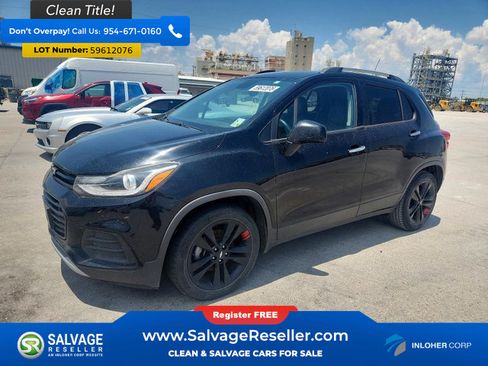 Used 2019 Chevrolet Trax LT w/ Redline Edition FWD image 1