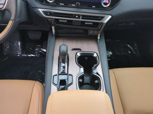 Certified 2026 Lexus RX 350 Premium w/ Accessory Package (Z1) FWD image 18