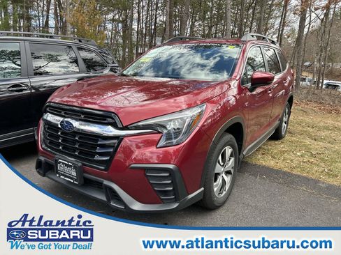 Used 2025 Subaru Ascent Premium AWD/4WD image 1