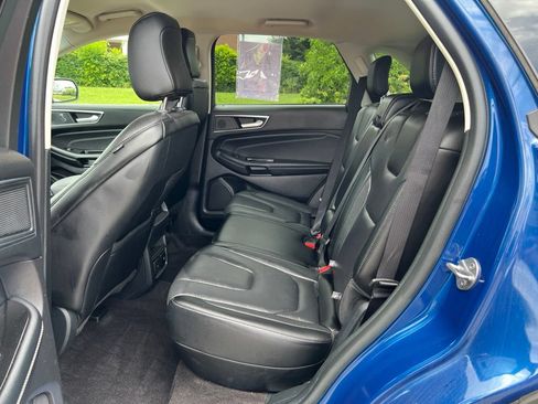 Used 2020 Ford Edge Titanium w/ Cargo Accessory Package FWD image 9