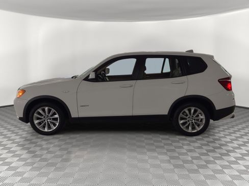 Used 2013 BMW X3 xDrive28i AWD/4WD image 2