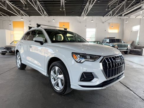 Used 2020 Audi Q3 2.0T Premium Plus w/ Premium Plus Package image 8