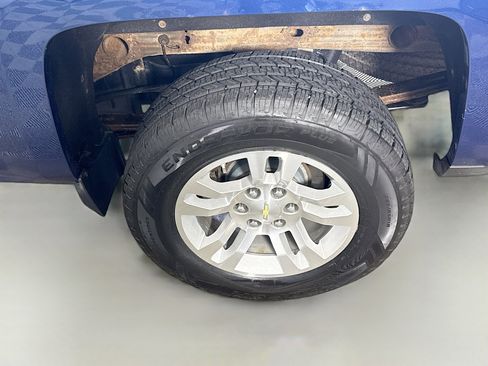 Used 2017 Chevrolet Silverado 1500 LT w/ All Star Edition image 36