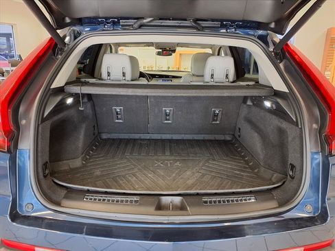 Used 2021 Cadillac XT4 Premium Luxury w/ Driver Awareness Package image 17