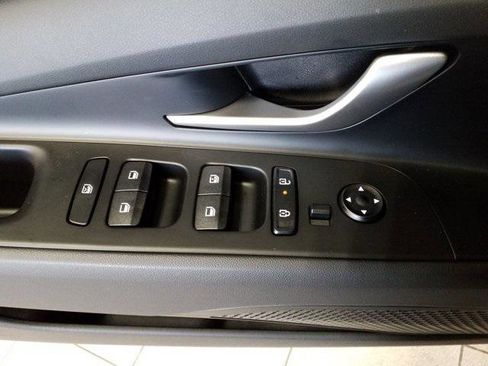 New 2026 Hyundai Elantra Limited image 13