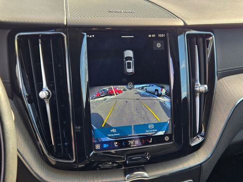 Used 2022 Volvo XC60 T8 Inscription w/ Advanced Package image 26