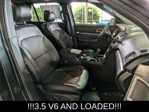 Used 2017 Ford Explorer Limited w/ Equipment Group 301A AWD/4WD image 25
