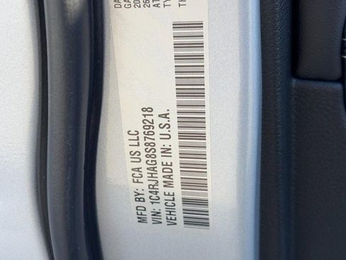 New 2025 Jeep Grand Cherokee Altitude image 20