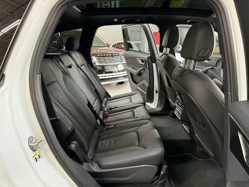 Used 2025 Audi Q7 2.0T Premium Plus w/ Premium Plus Package AWD/4WD image 22