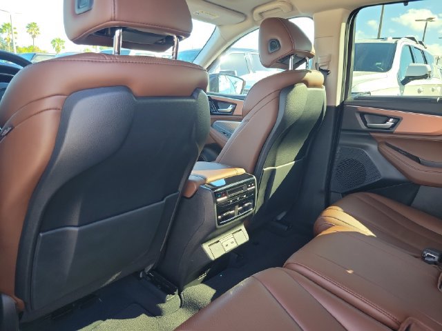 Used 2022 Acura MDX w/ Technology Package FWD image 15