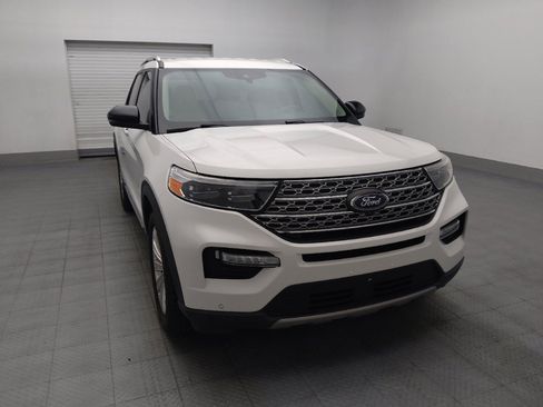 Used 2021 Ford Explorer Limited w/ Equipment Group 301A RWD image 13
