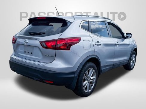 Used 2018 Nissan Rogue Sport SV AWD/4WD image 5