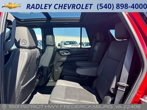 Used 2024 Chevrolet Tahoe Z71 w/ Luxury Package image 23