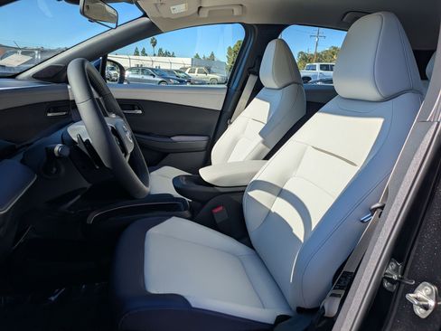 New 2026 Nissan Leaf SV+ w/ Floor Mat Package (SV+) image 12