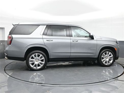 Used 2024 Chevrolet Tahoe High Country image 12
