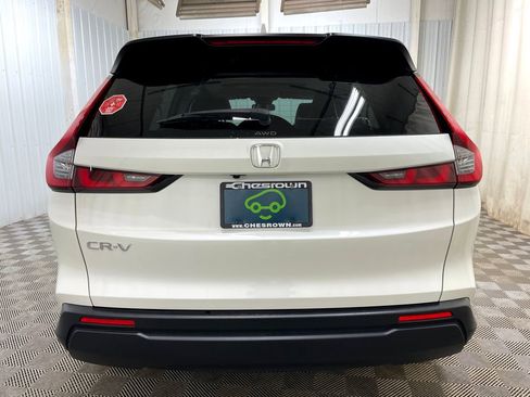Used 2024 Honda CR-V EX image 17