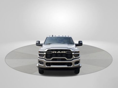 New 2025 RAM 3500 Big Horn AWD/4WD image 6