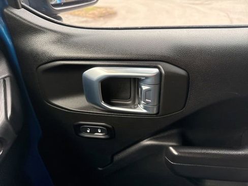 Used 2021 Jeep Wrangler Unlimited Sport image 22