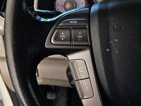 Used 2010 Honda Pilot Touring image 10