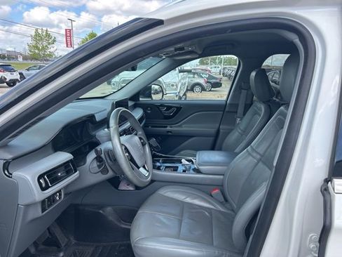 Used 2020 Lincoln Aviator Reserve w/ Elements Package Plus image 5