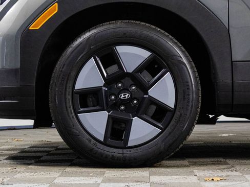 Used 2024 Hyundai Santa Fe SEL image 45