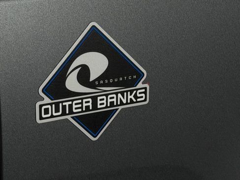 Used 2023 Ford Bronco Outer Banks w/ Sasquatch Package image 12