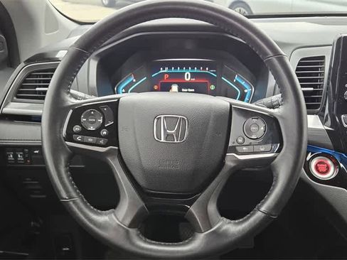 Used 2023 Honda Odyssey Elite image 12