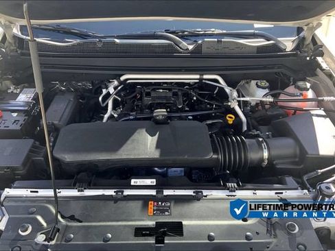 New 2026 Chevrolet Colorado ZR2 w/ Technology Package AWD/4WD image 12