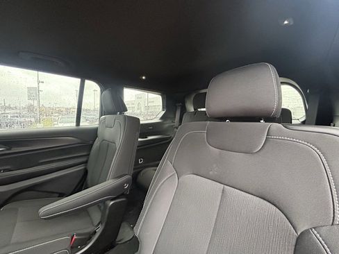 Used 2025 Jeep Grand Cherokee L Laredo w/ Luxury Tech Group I image 26