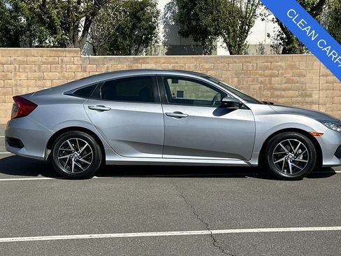 Used 2018 Honda Civic LX image 3