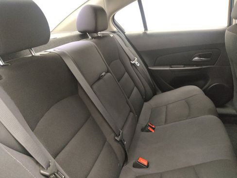 Used 2015 Chevrolet Cruze LT image 19