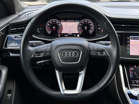 Used 2019 Audi Q8 Prestige w/ Luxury Package AWD/4WD image 25