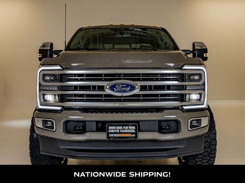 Used 2026 Ford F250 Platinum AWD/4WD image 4