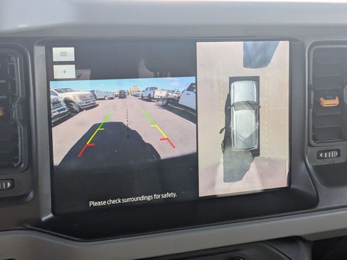 Used 2021 Ford Bronco Badlands image 24