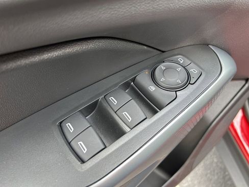 New 2026 Chevrolet Trax LS w/ LS Convenience Package FWD image 15