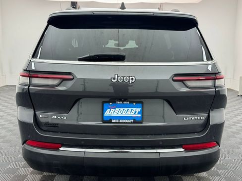 Used 2022 Jeep Grand Cherokee L Limited image 16