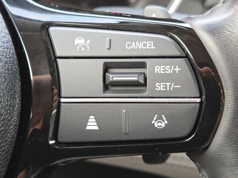 Used 2024 Honda Pilot EX-L image 10