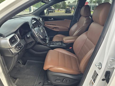 Used 2019 Kia Sorento SX AWD/4WD image 13