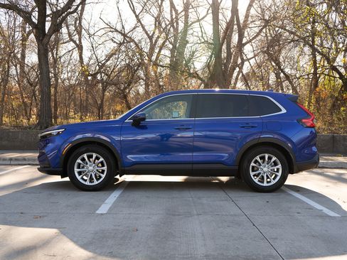 Used 2024 Honda CR-V EX image 6