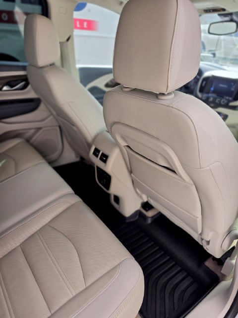 Used 2024 GMC Terrain Denali w/ Denali Premium Package AWD/4WD image 24