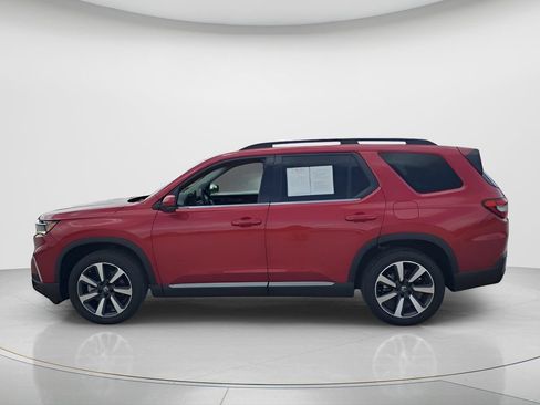 Used 2024 Honda Pilot Touring image 8