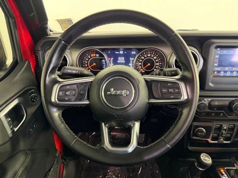 Used 2020 Jeep Wrangler Unlimited Sahara AWD/4WD image 15
