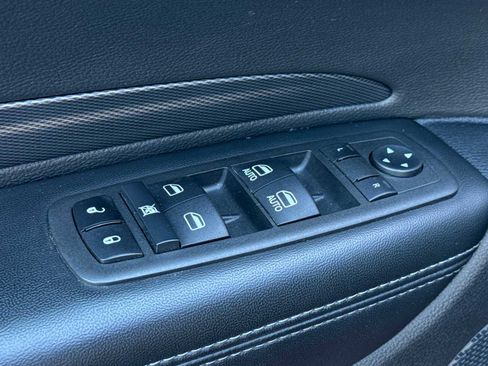 Used 2022 Dodge Durango GT image 12