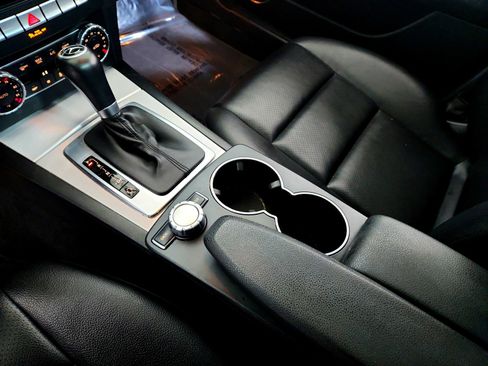 Used 2013 Mercedes-Benz C 250 C 250 Sport image 11