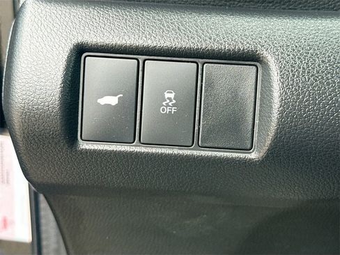 Used 2024 Honda Pilot Touring image 10